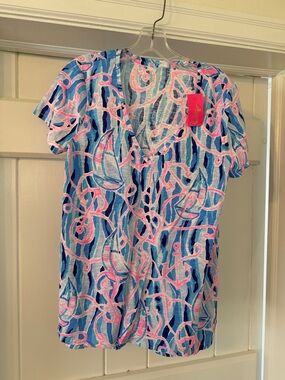 Lilly Pulitzer V-Neck Top in Blue, Pink & White